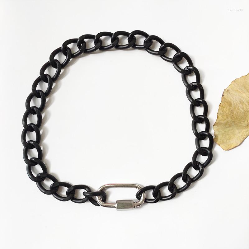 Chains Retro Black Short Thick Chain Necklace Simple Trend Accessories Men's Hip Hop Rock Style Cuban Exaggerated Edition 2023
Chains Retro Black Short Thick Chain Necklace Simple Trend Accessories Men's Hip Hop Rock Style Cuban Exaggerated Edition 2023