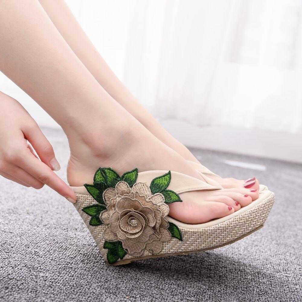 slipper Crystal Queen Woman Slipper Home Casual Beach Flip Flop Lady Sandal Summer Sexy High Heels, White
slipper Crystal Queen Woman Slipper Home Casual Beach Flip Flop Lady Sandal Summer Sexy High Heels, White