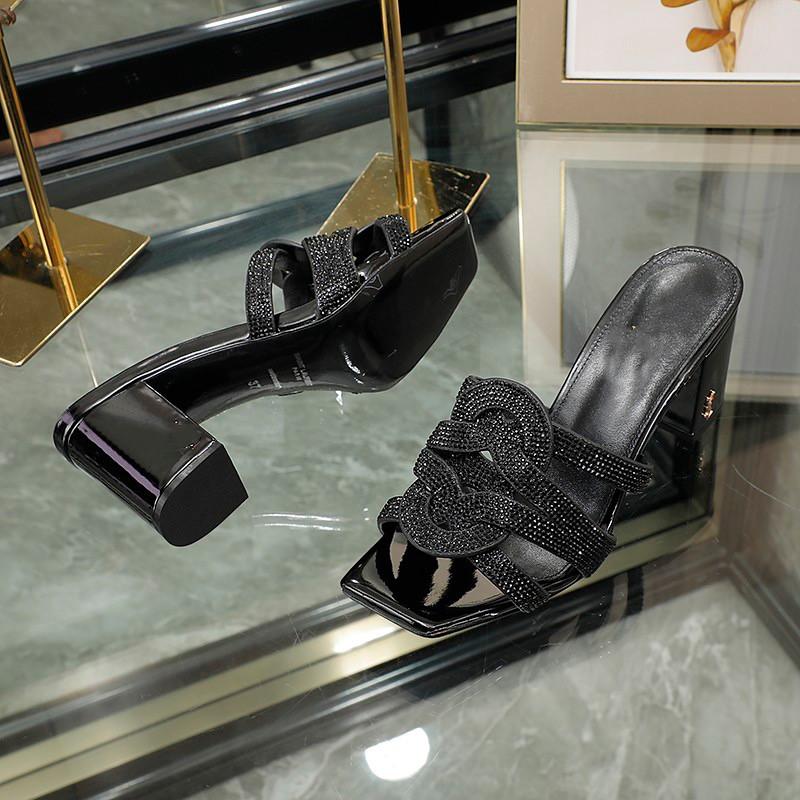 Transparent Platform Sandals: Luxury Design, Sexy & Comfortable - Perfect for Beach or Evening Wear, 06
Transparent Platform Sandals: Luxury Design, Sexy & Comfortable - Perfect for Beach or Evening Wear, 06