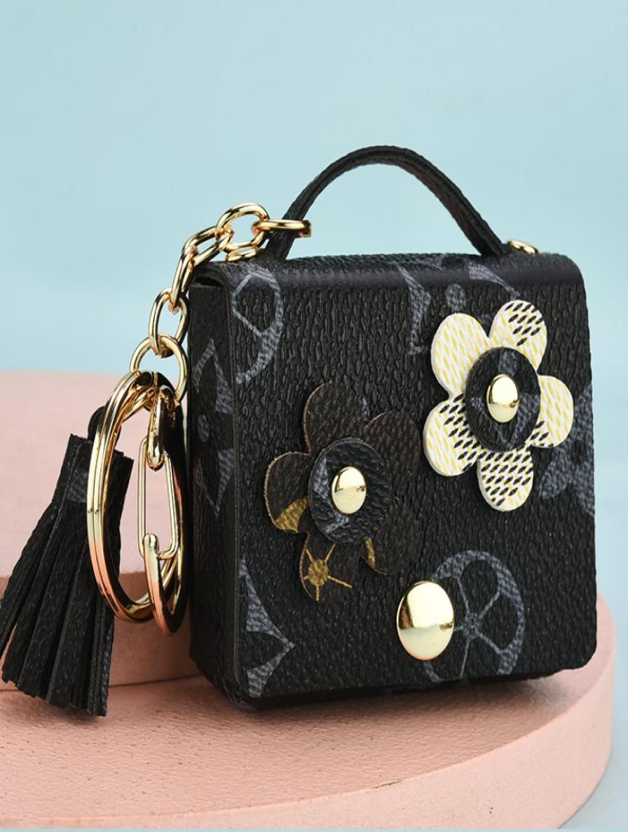 Creativity Presbyopia Leather Coin Purse Bag Keychain Pendant Charm Jewelry Flower Metal Key Ring Holder Women Men Fashion PU Tass3846618
Creativity Presbyopia Leather Coin Purse Bag Keychain Pendant Charm Jewelry Flower Metal Key Ring Holder Women Men Fashion PU Tass3846618