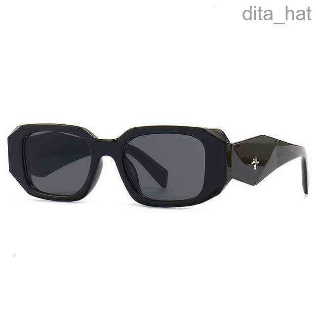 Designer Sunglasses Luxury Eyeglasses Goggle Outdoor Beach Sun Glasses For Man Woman 7 Color Optional Triangular signature
Designer Sunglasses Luxury Eyeglasses Goggle Outdoor Beach Sun Glasses For Man Woman 7 Color Optional Triangular signature