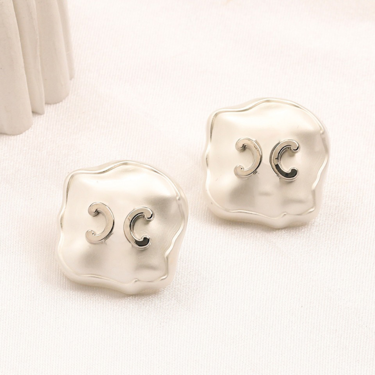 925 Silver Stud Earrings Designer Love Jewelry Earring Luxury Brand Spring New Wedding Party Earrings Design Jewelry Wholesale for Women wholesale
925 Silver Stud Earrings Designer Love Jewelry Earring Luxury Brand Spring New Wedding Party Earrings Design Jewelry Wholesale for Women wholesale