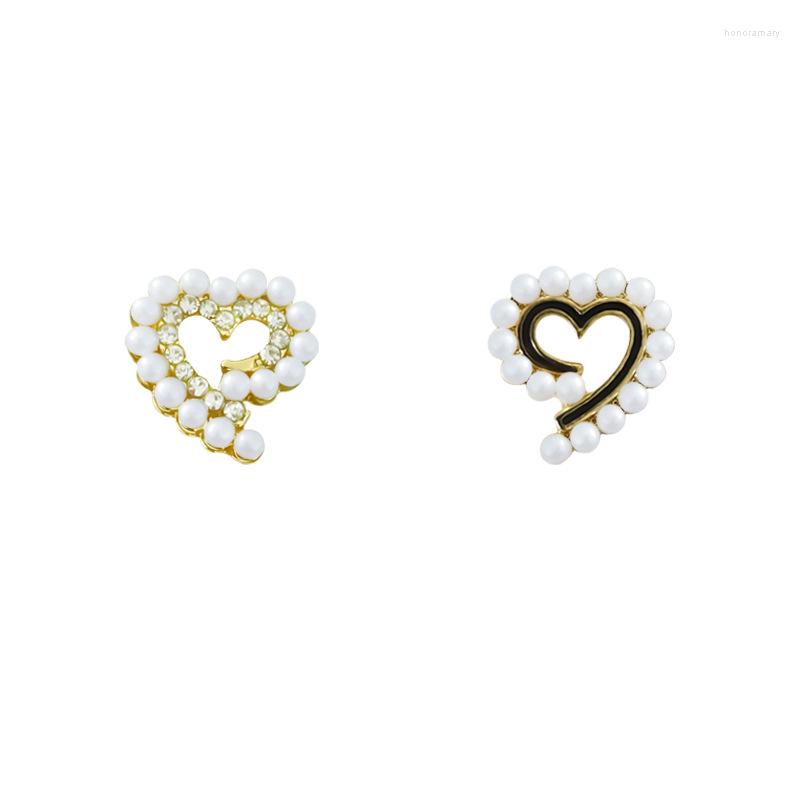 Stud Earrings Irregular Temperament Love Heart Zircon Lucky Mother's Day Woman Girl Wedding Blessing Ear Studs Jewelry 
Stud Earrings Irregular Temperament Love Heart Zircon Lucky Mother's Day Woman Girl Wedding Blessing Ear Studs Jewelry