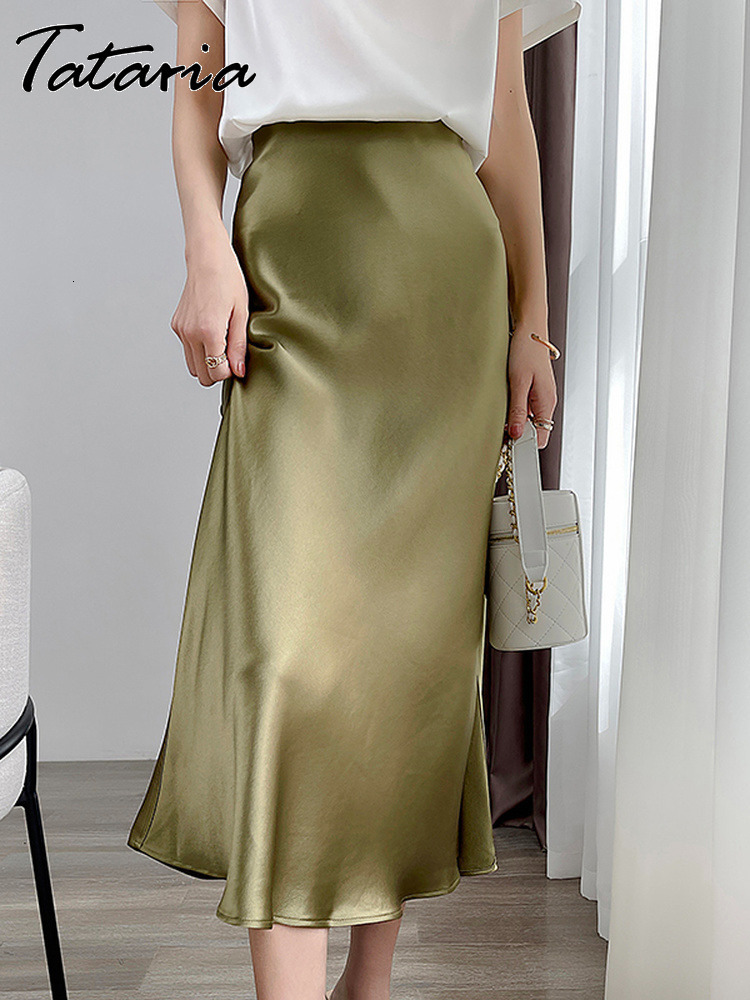 Skirts Satin Silk Skirts for Women Summer Korean Fashion Balck Midi A-line Long Beautiful Gril Skirt Blue High Waist Female Skirts 230414, Beige gold
Skirts Satin Silk Skirts for Women Summer Korean Fashion Balck Midi A-line Long Beautiful Gril Skirt Blue High Waist Female Skirts 230414, Beige gold