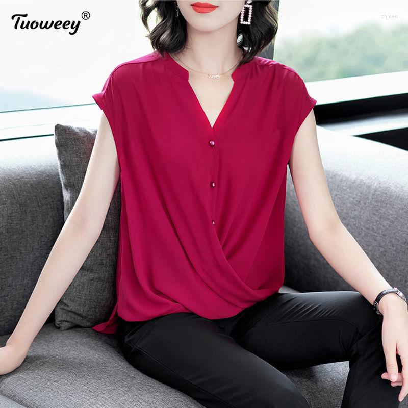 Women's Blouses 2023 Women Spring Summer Style Solid Sleeveless Loose Chiffon Shirts Lady Casual Red V-Neck Ruffles Decor Blusas Tops, Green
Women's Blouses 2023 Women Spring Summer Style Solid Sleeveless Loose Chiffon Shirts Lady Casual Red V-Neck Ruffles Decor Blusas Tops, Green