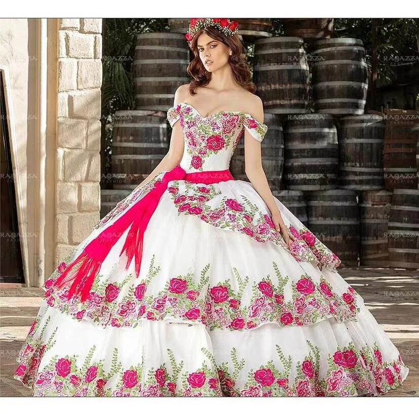 Mexican Girls White Quinceanera Dresses with Floral Embroidery Charro Off Shoulder Lace-up Corset Prom Vestidos De 15 Anos