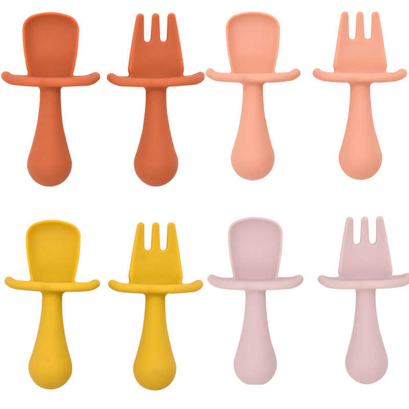 Cups Dishes Utensils 2pc Baby Silicone Spoon Feeding Set Baby Food Grade Silicone Non-Slip Learning Tableware Toddlers Infant Feeding Accessories AA230413
Cups Dishes Utensils 2pc Baby Silicone Spoon Feeding Set Baby Food Grade Silicone Non-Slip Learning Tableware Toddlers Infant Feeding Accessories AA230413
