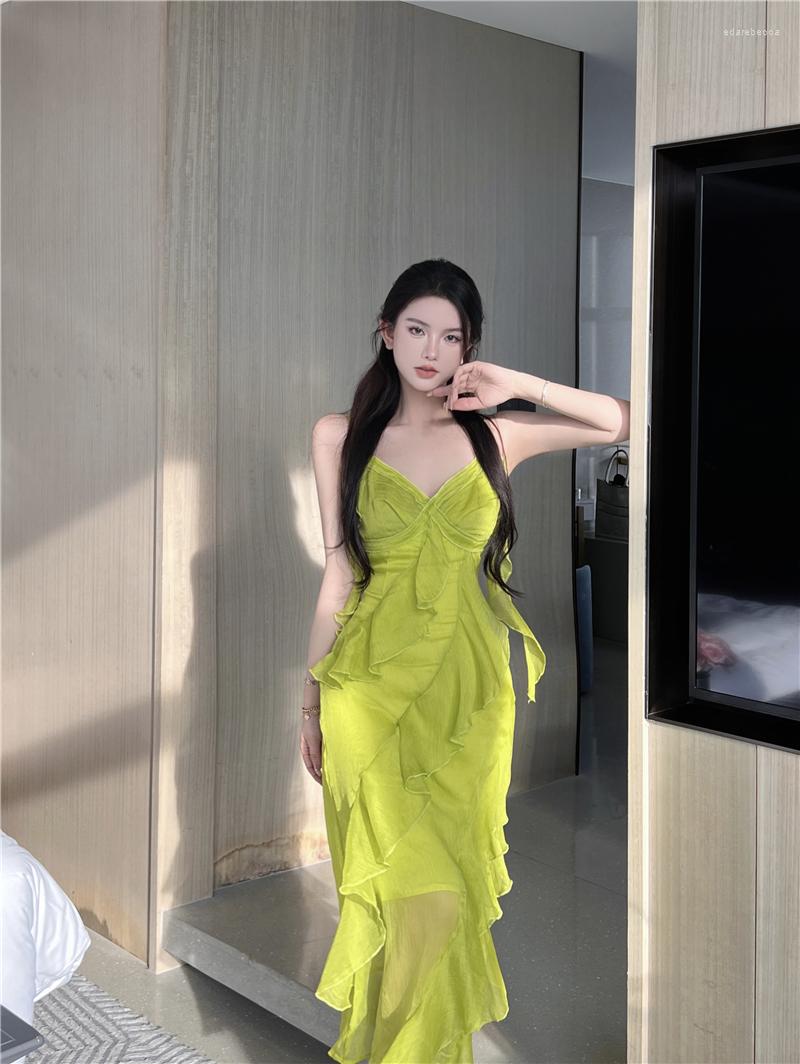 Casual Dresses GkyocQ 2023 Summer Women Sling Solid V Neck Ruffles Vestidos Sleeveless Slim Waist Hip Wrap Robe Sexy Female Clothing, Green
Casual Dresses GkyocQ 2023 Summer Women Sling Solid V Neck Ruffles Vestidos Sleeveless Slim Waist Hip Wrap Robe Sexy Female Clothing, Green