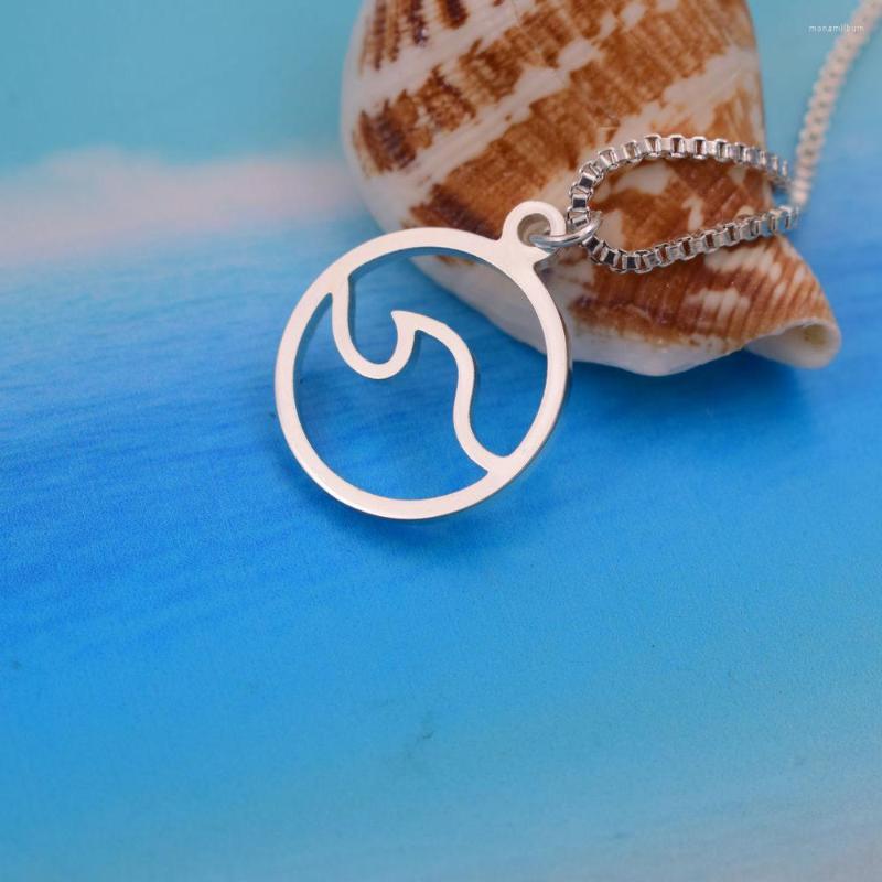 Chains SanLan 1pcs Simple And Gentle Sea Wave Pendant Necklace Brilliant Stainless Steel Charming Women Jewelry
Chains SanLan 1pcs Simple And Gentle Sea Wave Pendant Necklace Brilliant Stainless Steel Charming Women Jewelry