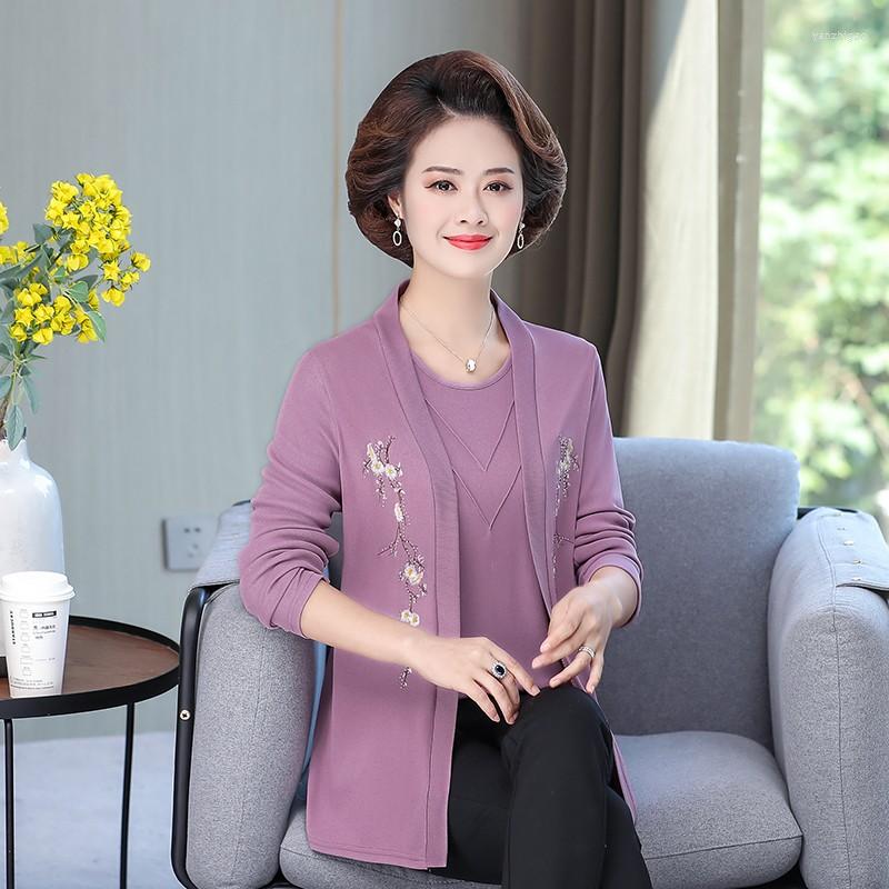 Women's T Shirts Real Two Piece Set Long Sleeve Tops Middle Age Mother Spring Autumn Thin Coat Women Knitted Shirt, Green
Women's T Shirts Real Two Piece Set Long Sleeve Tops Middle Age Mother Spring Autumn Thin Coat Women Knitted Shirt, Green