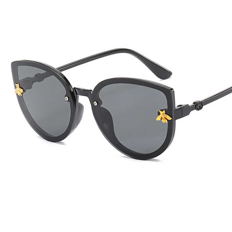 Children's sunglasses boys cute anti ultraviolet children's sunglasses girls baby frame bee sunglasses
Children's sunglasses boys cute anti ultraviolet children's sunglasses girls baby frame bee sunglasses