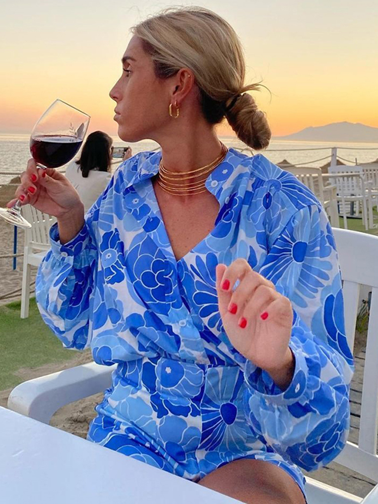 Women's Tracksuits Foridol Flower Print Blue Short Set Matching Set Summer Spring Two Pieces Suits Oversized Top Shorts 2023 230413
Women's Tracksuits Foridol Flower Print Blue Short Set Matching Set Summer Spring Two Pieces Suits Oversized Top Shorts 2023 230413