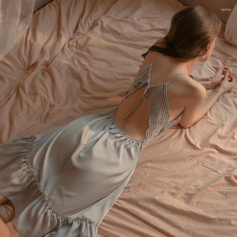 Women's Sleepwear Summer Vintage Nightgowns Female Plus Size Lingere Night Dress Women Sexy Silk Backless Sling Satin Nightie Slipdress, Red
Women's Sleepwear Summer Vintage Nightgowns Female Plus Size Lingere Night Dress Women Sexy Silk Backless Sling Satin Nightie Slipdress, Red