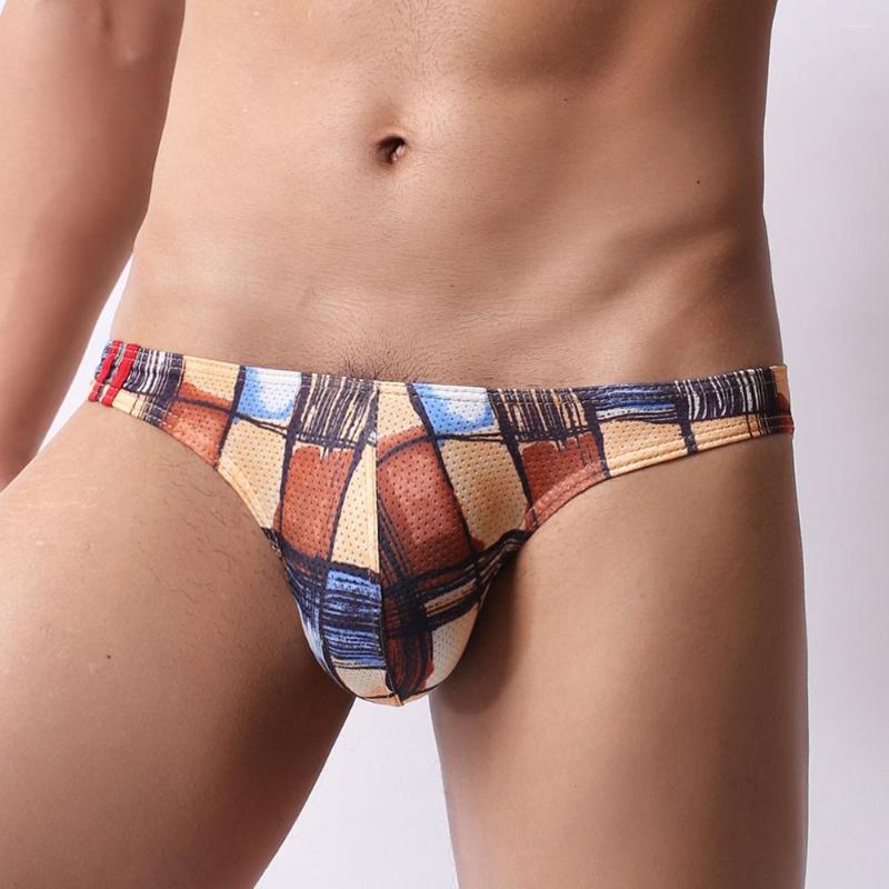 Underpants Fashion Men's Briefs U-convex Pouch Underwear Low Rise Male Knickers Panties Tangas Hombre Ropa Interior Calzoncillos, Checkered
Underpants Fashion Men's Briefs U-convex Pouch Underwear Low Rise Male Knickers Panties Tangas Hombre Ropa Interior Calzoncillos, Checkered