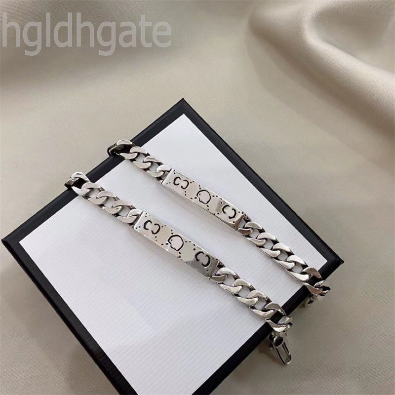 Rectangles tags designer bracelets letter mens bracelet special pulsera street vintage ghosts skulls double g love bracelets designer for women pattern ZB029 F23
Rectangles tags designer bracelets letter mens bracelet special pulsera street vintage ghosts skulls double g love bracelets designer for women pattern ZB029 F23