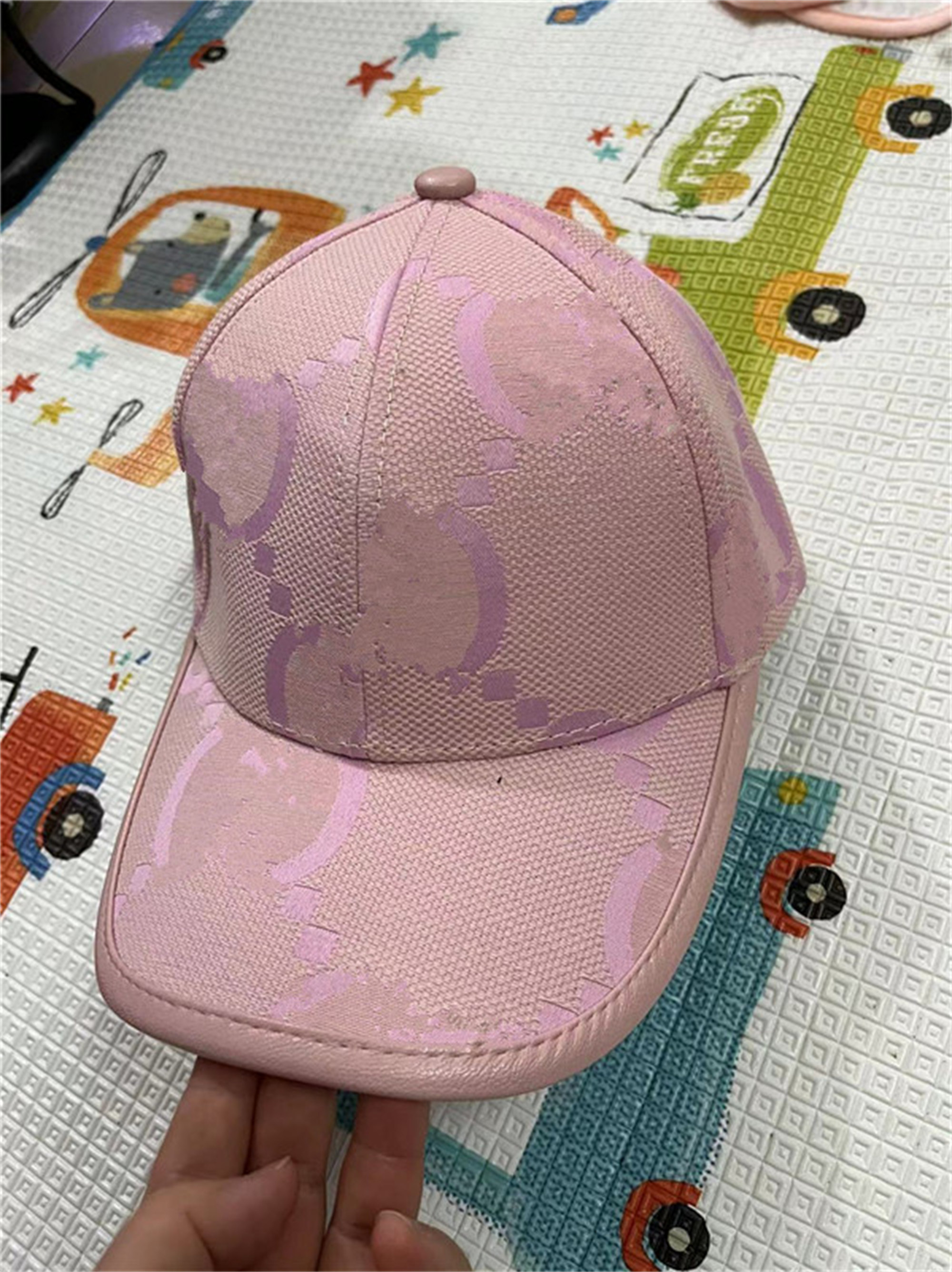 Fashion Baseball Cap for Unisex Casual Sports Letter Caps New Products Sunshade Hat Personality Simple Hat 2023SSS
Fashion Baseball Cap for Unisex Casual Sports Letter Caps New Products Sunshade Hat Personality Simple Hat 2023SSS