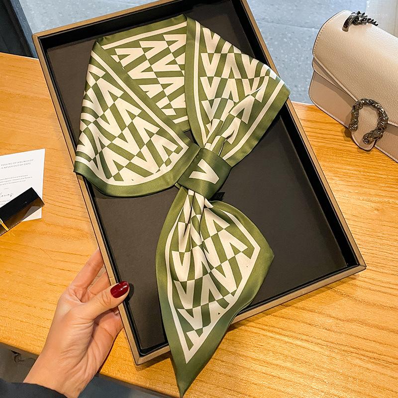 Scarves Fashion Check Geometric Stripes Cross Small Hair Band Binding Bag Women's Decorative Silk Scarf Multi-function Bandelet
Scarves Fashion Check Geometric Stripes Cross Small Hair Band Binding Bag Women's Decorative Silk Scarf Multi-function Bandelet