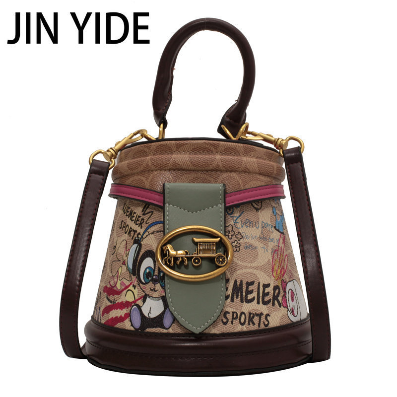 Evening Bags 2023 Brand Graffiti Horseshoe for Women High Quality Leather Shoulder Luxury Purses and Handbags Designer Crossbody 230414, Black shoulder bag
Evening Bags 2023 Brand Graffiti Horseshoe for Women High Quality Leather Shoulder Luxury Purses and Handbags Designer Crossbody 230414, Black shoulder bag