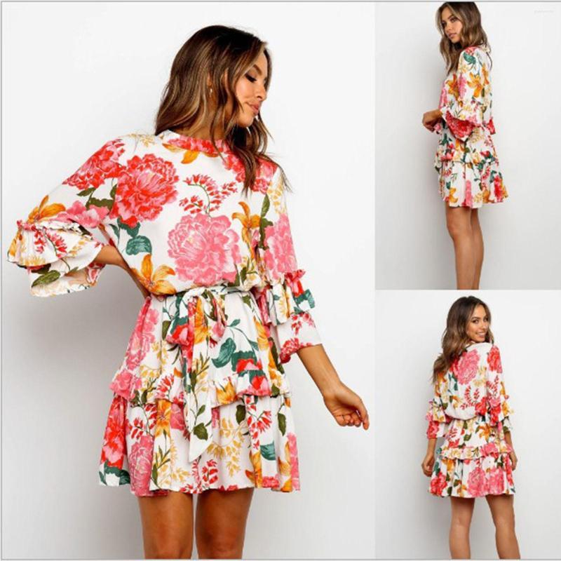 Casual Dresses 2023 Polyester 3/4 Sleeve Home Lady Fashion Runway Summer Silk Dress Women' Lantern Floral Print Vintage Short
Casual Dresses 2023 Polyester 3/4 Sleeve Home Lady Fashion Runway Summer Silk Dress Women' Lantern Floral Print Vintage Short