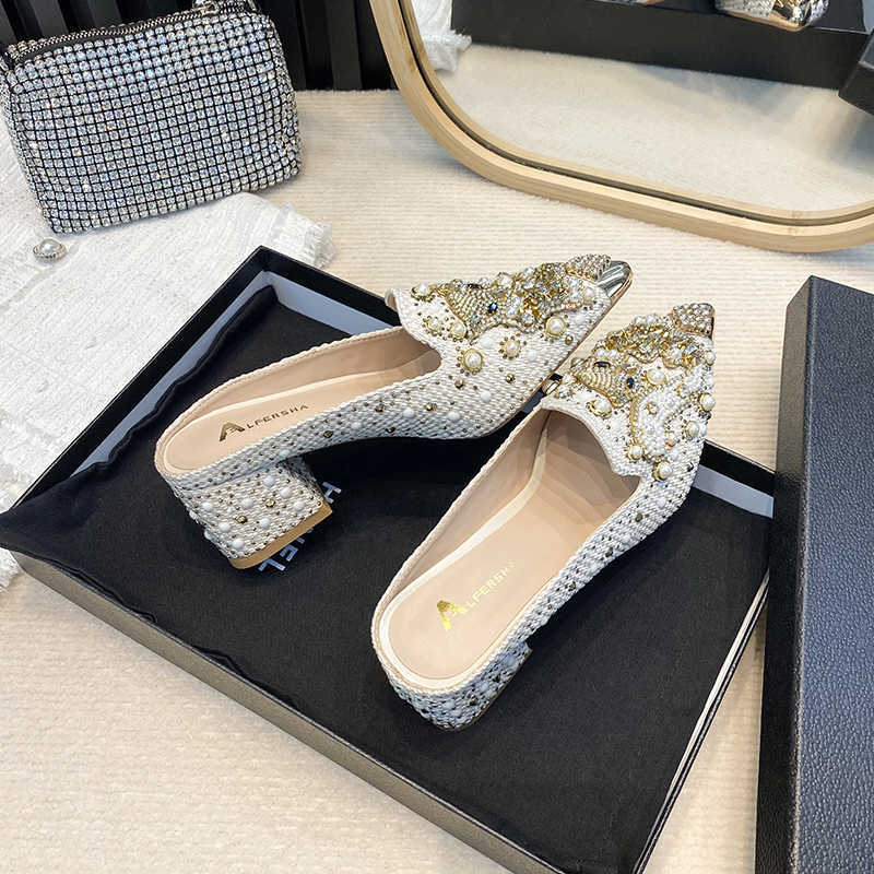 slipper Women Slipper Mule Luxury Fashion Loafer Designer Shoe Summer Pointed Toe Slide Slip on High Heel Ladie Sandals, Black backless
slipper Women Slipper Mule Luxury Fashion Loafer Designer Shoe Summer Pointed Toe Slide Slip on High Heel Ladie Sandals, Black backless