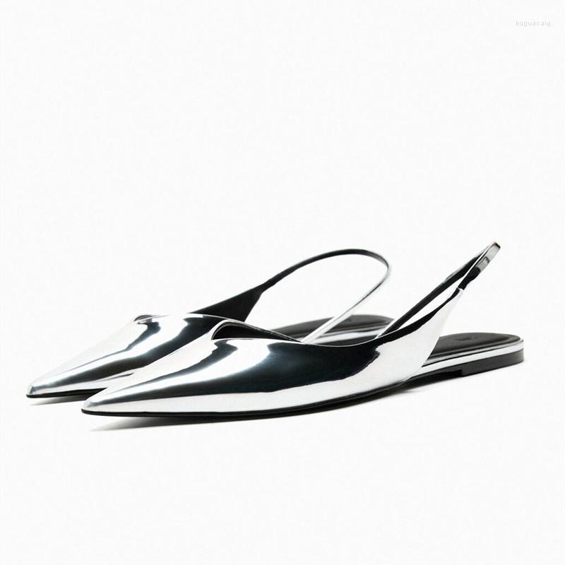 Sandals TRAF Summer Silver Flats Women Pointed Toe Flat Shoes Female Sexy Slingback Casual Slippers Woman 2023
Sandals TRAF Summer Silver Flats Women Pointed Toe Flat Shoes Female Sexy Slingback Casual Slippers Woman 2023