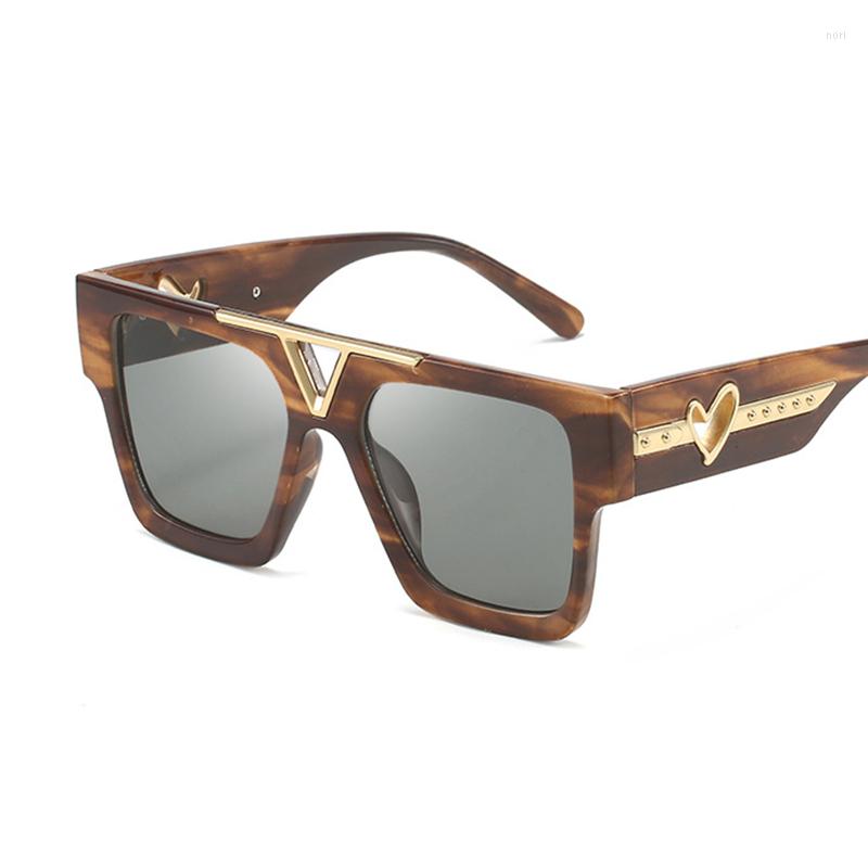 Sunglasses Classic Brand Designer Square Women Men Trend Big Frame Luxury Sun Glasses Driving Travel Punk Heart Eyewear UV400
Sunglasses Classic Brand Designer Square Women Men Trend Big Frame Luxury Sun Glasses Driving Travel Punk Heart Eyewear UV400