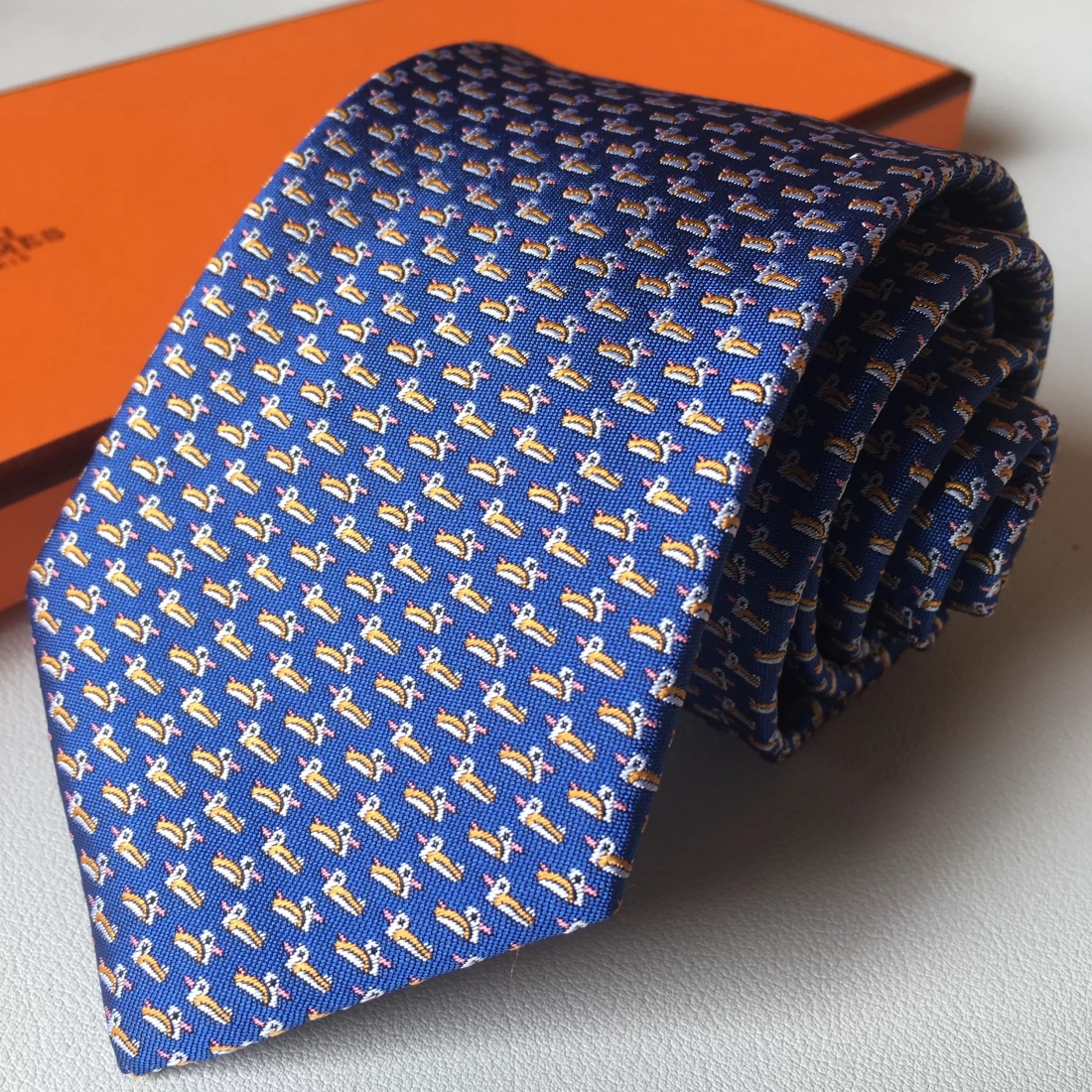 Men's Silk Tie Fashion Brand Animal Jacquard Classic printing Yarn-Dyed Handmade Woven Retro Wedding party Business Casual Suit Neck Ties with Box
Men's Silk Tie Fashion Brand Animal Jacquard Classic printing Yarn-Dyed Handmade Woven Retro Wedding party Business Casual Suit Neck Ties with Box