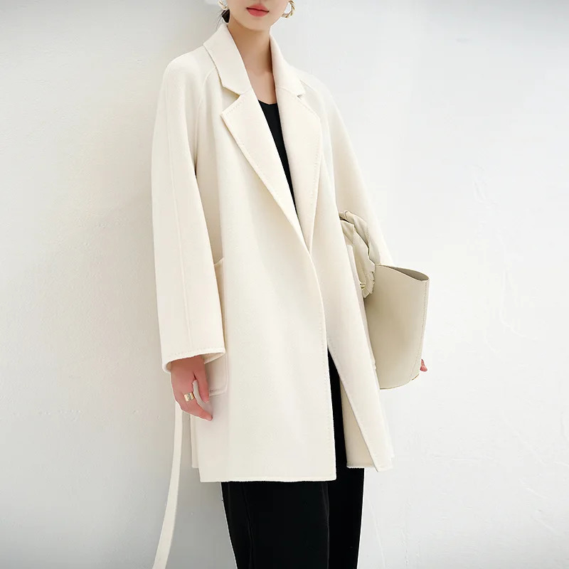 Women's Wool Blends 100% Wool Coat Women Winter Mid length Camel Loose Wool Coat Female Autumn White Lacing Casual Coat Fashion Coat NN502 231114