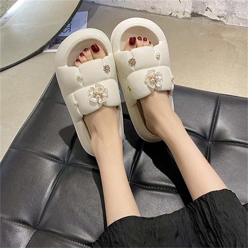 Slippers 2023 Korean Summer Women EVA Fresh Pearl Flower Thick Bottom Sandals For Soft Non-slip, Black-c
Slippers 2023 Korean Summer Women EVA Fresh Pearl Flower Thick Bottom Sandals For Soft Non-slip, Black-c