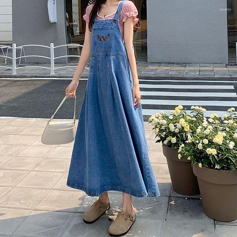 Casual Dresses Vintage Embroidered Denim Strap Skirt 2023 Summer Mid Length Waist Dress Children' Vest For Women, Blue
Casual Dresses Vintage Embroidered Denim Strap Skirt 2023 Summer Mid Length Waist Dress Children' Vest For Women, Blue
