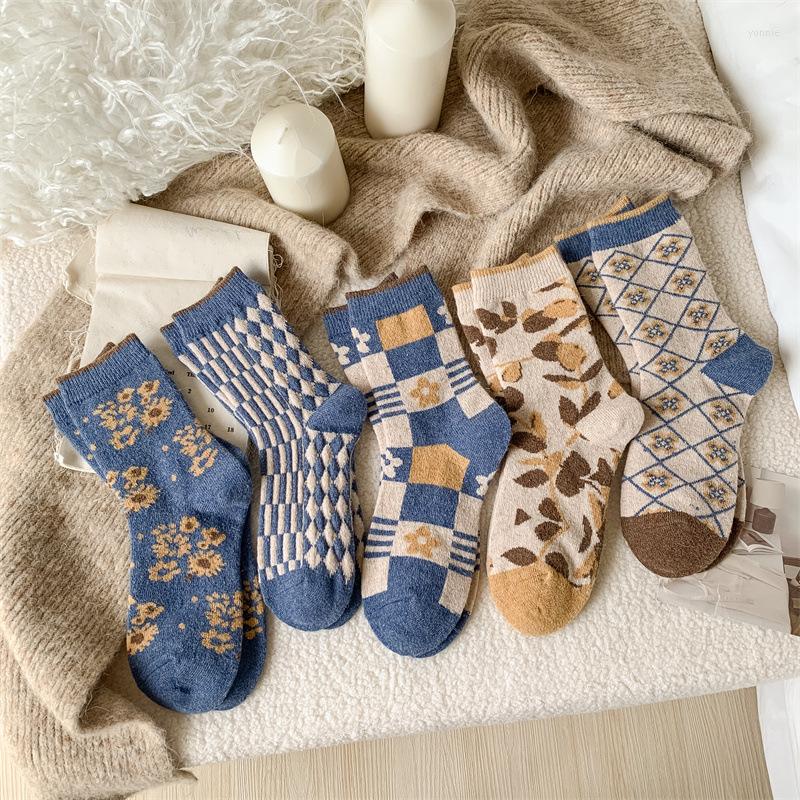 Women Socks Blue Women's Autumn And Winter Thickened Warm Long Japanese Retro Ladies All-match Mid-tube
Women Socks Blue Women's Autumn And Winter Thickened Warm Long Japanese Retro Ladies All-match Mid-tube