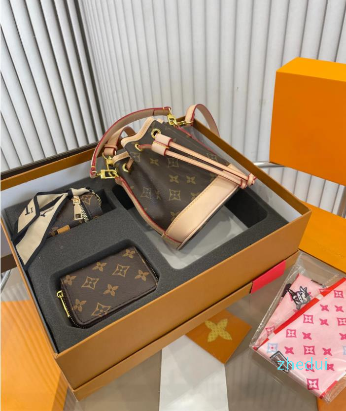2023-Fashion Bucket Bag Mini Handbag Women Designer Bag Large Capacity Luxury Crossbody Leather Classic Old Flower Wallet Gift Shopping, Brown
2023-Fashion Bucket Bag Mini Handbag Women Designer Bag Large Capacity Luxury Crossbody Leather Classic Old Flower Wallet Gift Shopping, Brown