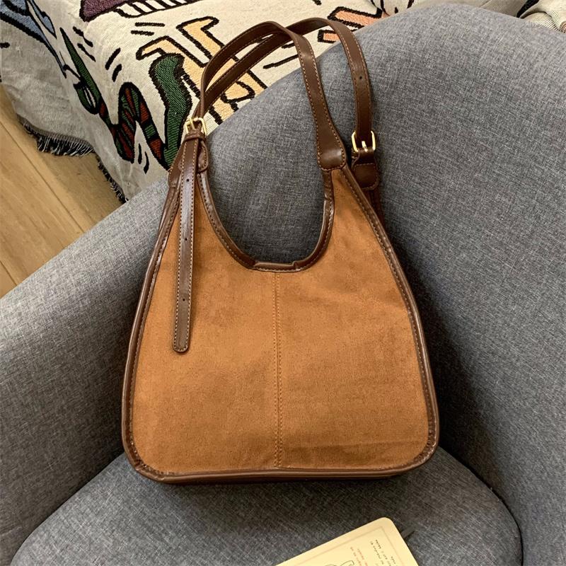 Evening Bags Vintage Women Large Tote Shoulder Bag Handbags Faux Suede Ladies Fashion Underarm Casual Daily Female Purse Messenger, Beige
Evening Bags Vintage Women Large Tote Shoulder Bag Handbags Faux Suede Ladies Fashion Underarm Casual Daily Female Purse Messenger, Beige