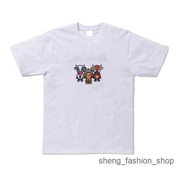 Bathing ape Designer Luxury Apes Classic Mens and Womens t Shirt Hip Hop Shark Top Summer Breathable Versatile High Street Trend Tees 8 Q16X, 17
Bathing ape Designer Luxury Apes Classic Mens and Womens t Shirt Hip Hop Shark Top Summer Breathable Versatile High Street Trend Tees 8 Q16X, 17