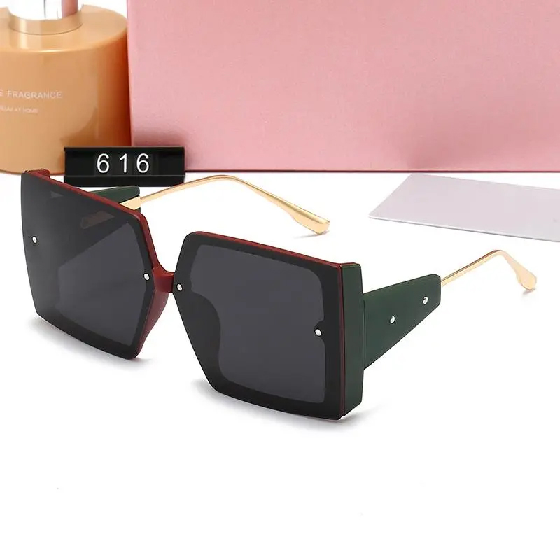 Wholesale Miu New Polarization Mirror Women's Large Frame Fashion Sunglasses Outdoor Leisure Travel Sunglasses Holiday Glasses 616
Wholesale Miu New Polarization Mirror Women's Large Frame Fashion Sunglasses Outdoor Leisure Travel Sunglasses Holiday Glasses 616