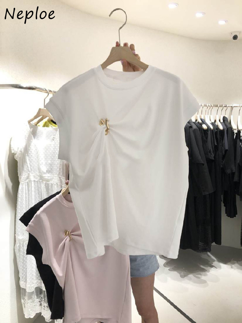 Women's T-Shirt Neploe Korean Summer Woman Tshirts Short Sleeve Solid Color T-shirt Round Neck Pleated Metal Decorative Tees 230414, White
Women's T-Shirt Neploe Korean Summer Woman Tshirts Short Sleeve Solid Color T-shirt Round Neck Pleated Metal Decorative Tees 230414, White