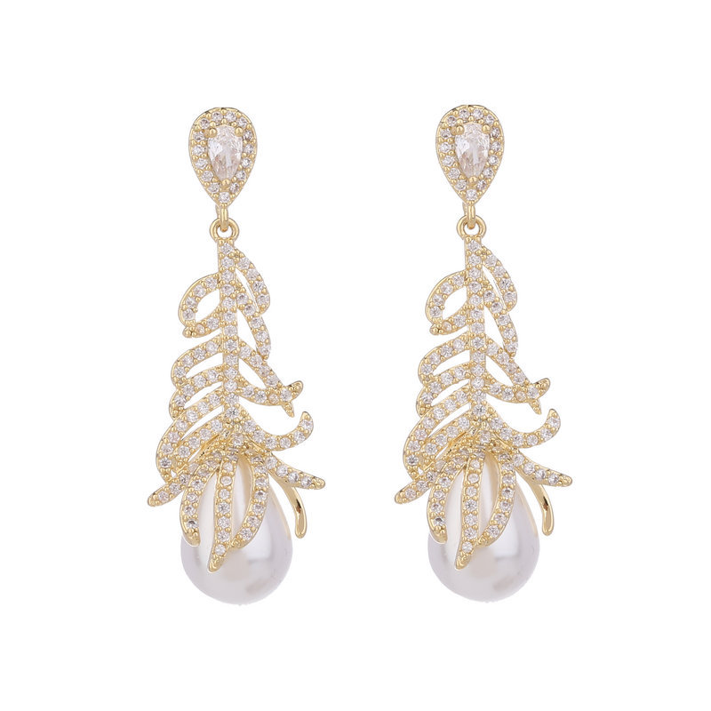 Luxury Full Diamond Feather Earrings Dangle Pearl Designer Leaf Earrings For Women French Sweet Style Hanging Stud Ear rings Female Ear Jewellry
Luxury Full Diamond Feather Earrings Dangle Pearl Designer Leaf Earrings For Women French Sweet Style Hanging Stud Ear rings Female Ear Jewellry