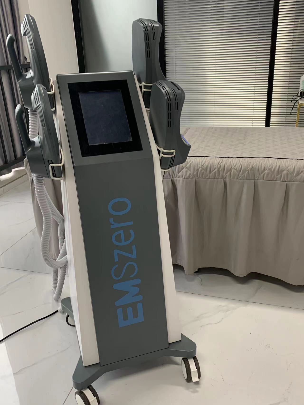 2023 New Other Beauty Equipment HIEMT Neo RF Body sculpting machine electromagnetic Building Muscle 13 Tesla HI-EMT Emszero with 4 pcs Handles with Pelvic Pads
2023 New Other Beauty Equipment HIEMT Neo RF Body sculpting machine electromagnetic Building Muscle 13 Tesla HI-EMT Emszero with 4 pcs Handles with Pelvic Pads