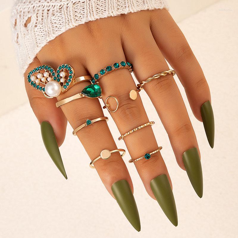 Cluster Rings Luxury Pearl Stone Butterfly Ring Sets For Women Charms Hollow Geometry Wedding Jewelry Anillo 8pcs/sets 22430
Cluster Rings Luxury Pearl Stone Butterfly Ring Sets For Women Charms Hollow Geometry Wedding Jewelry Anillo 8pcs/sets 22430