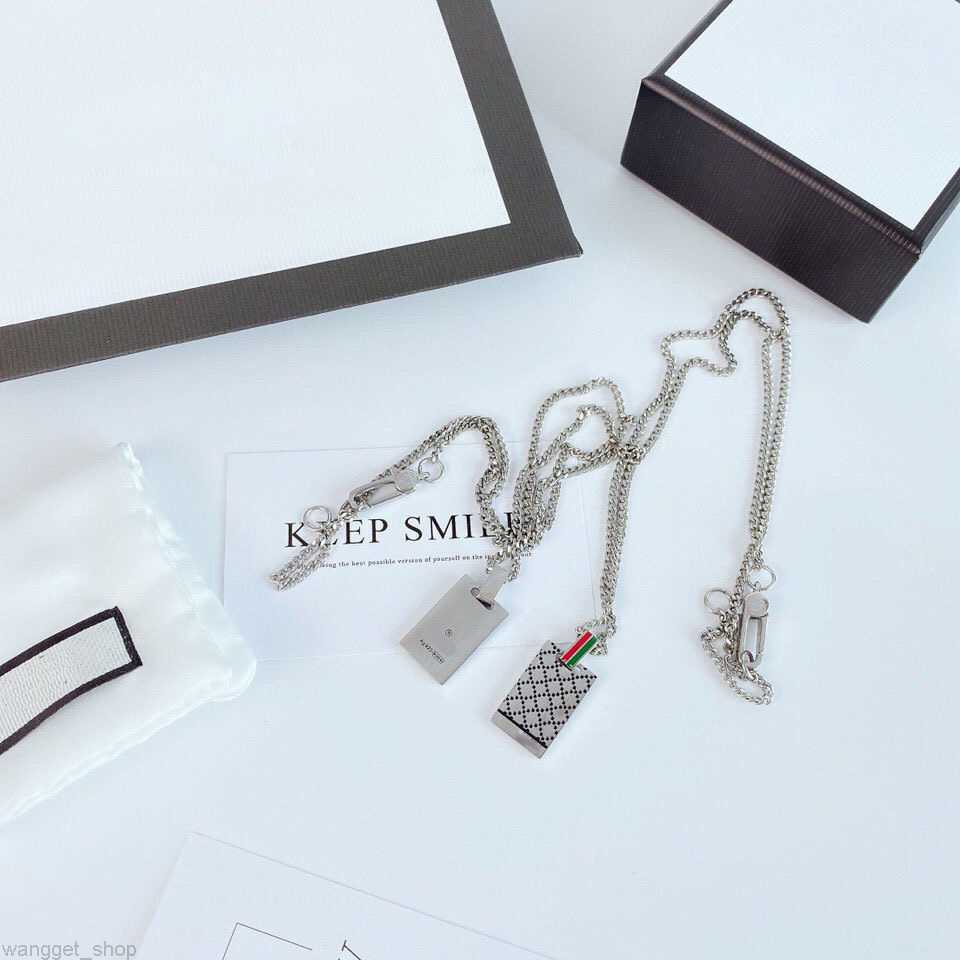 Europe America Designer Necklace Fashion Style Mens Lady Titanium steel Women Jewelry Engraved Letter Plated Sliver Gold Necklaces With good
Europe America Designer Necklace Fashion Style Mens Lady Titanium steel Women Jewelry Engraved Letter Plated Sliver Gold Necklaces With good