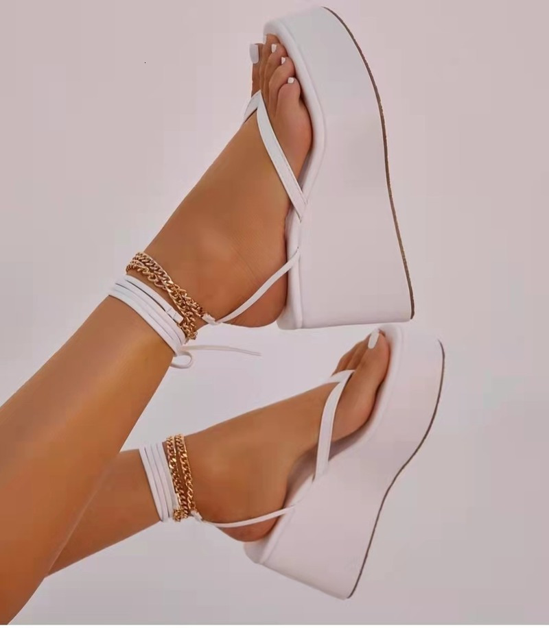 Slipper Flip Flops Slippers Wedge Platform Thick Bottomn Casual Ladies Sandals Clip Toe Summer Shoes Zapatillas De Mujer Sandalias 230413, Red snake pattern
Slipper Flip Flops Slippers Wedge Platform Thick Bottomn Casual Ladies Sandals Clip Toe Summer Shoes Zapatillas De Mujer Sandalias 230413, Red snake pattern