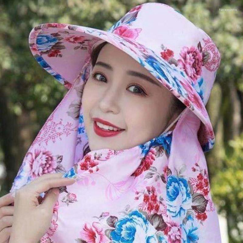 Wide Brim Hats Women Anti-UV Sun Hat Beach Sunscreen Floral Print Caps Mouth Neck Face Care Summer Outdoor Riding Protector, Blue
Wide Brim Hats Women Anti-UV Sun Hat Beach Sunscreen Floral Print Caps Mouth Neck Face Care Summer Outdoor Riding Protector, Blue