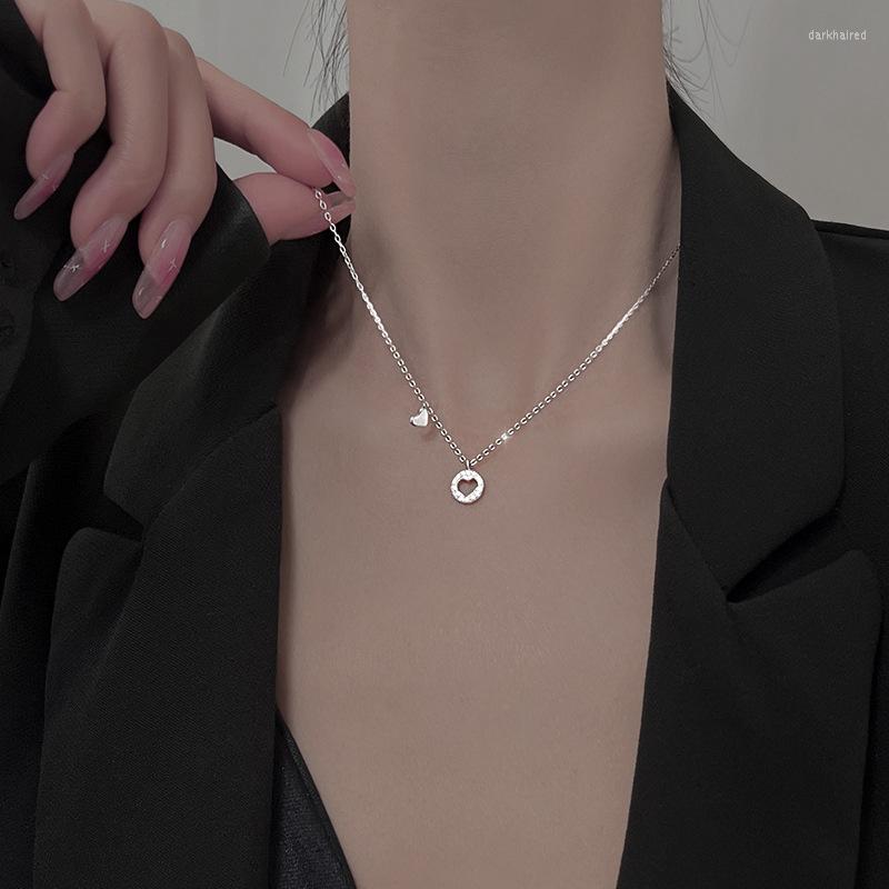 Chains Fashion Necklace For Women Hollow Heart Shaped Zircon Round Card Pendant Clavicle Chain Birthday Party Jewelry Gift
Chains Fashion Necklace For Women Hollow Heart Shaped Zircon Round Card Pendant Clavicle Chain Birthday Party Jewelry Gift