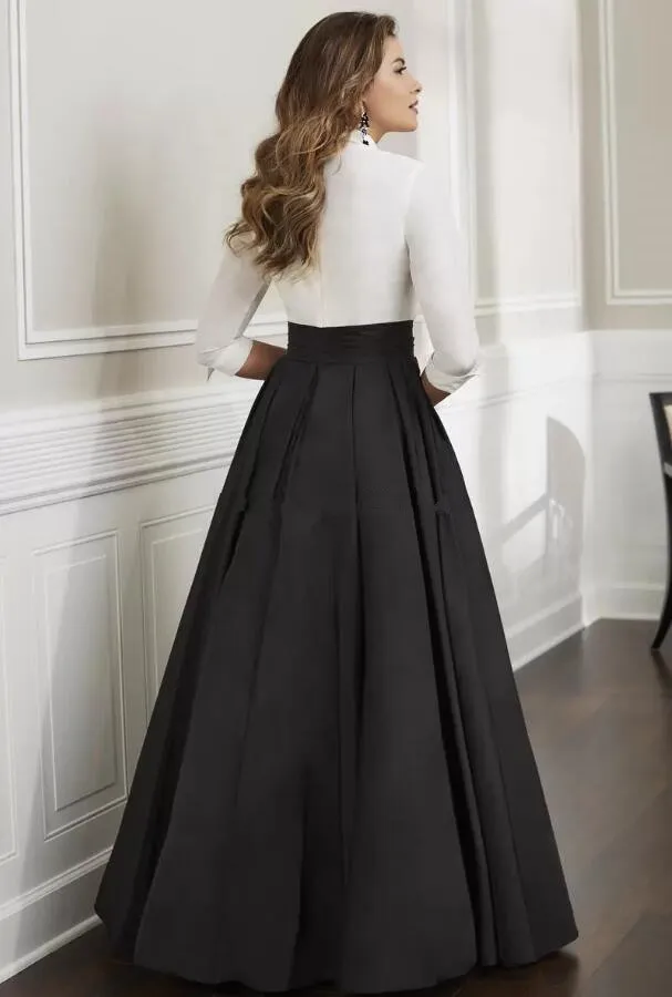 2026 Black And White Mother Of The Bride Dresses A Line Simple Satin Wedding Guest Gowns Floor Length 3/4 Long Sleeves Groom Mom Formal Party Dress