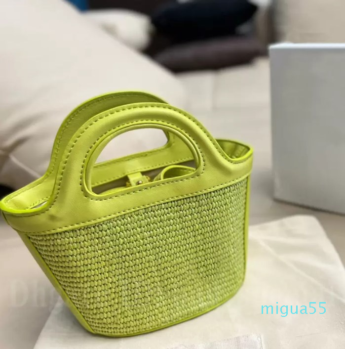 Designer-Senior Womens Handbag Designer Messenger Bag Woven Shopping Bag Three Colors 15cmX13cm, Black
Designer-Senior Womens Handbag Designer Messenger Bag Woven Shopping Bag Three Colors 15cmX13cm, Black