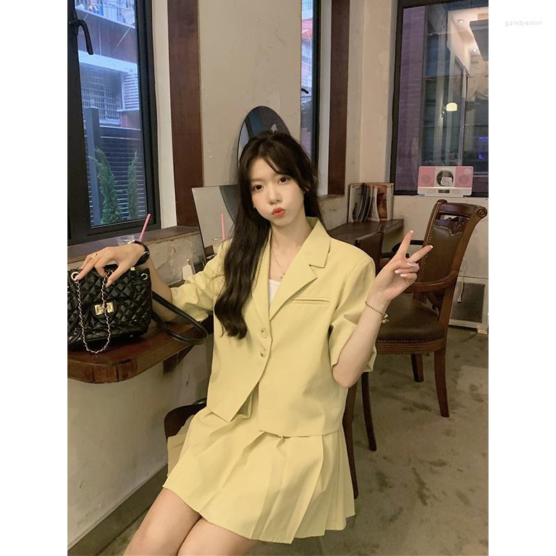Work Dresses Korean Style Fashion Suit Women' Spring 2023 High-grade Loose Coat Pleated Skirt Two-piece Set Casual Female Clothes, 2pc set
Work Dresses Korean Style Fashion Suit Women' Spring 2023 High-grade Loose Coat Pleated Skirt Two-piece Set Casual Female Clothes, 2pc set
