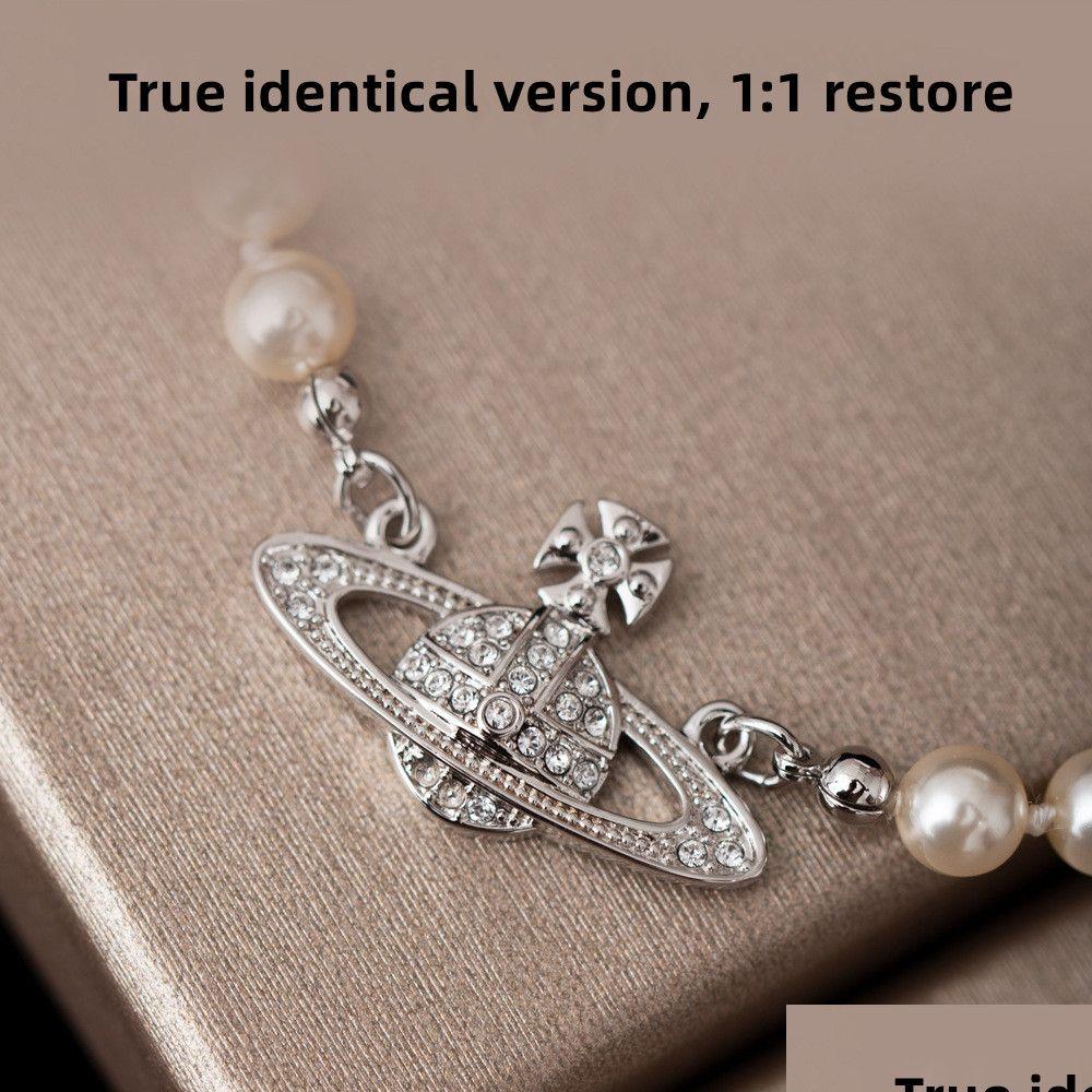 Pendant Necklaces Luxury Fashion Designer Necklace Vivian Pearl Stud Earrings Bracelet Jewelry Ladies Holiday Gift Drop Delivery Pend Dhplu
Pendant Necklaces Luxury Fashion Designer Necklace Vivian Pearl Stud Earrings Bracelet Jewelry Ladies Holiday Gift Drop Delivery Pend Dhplu