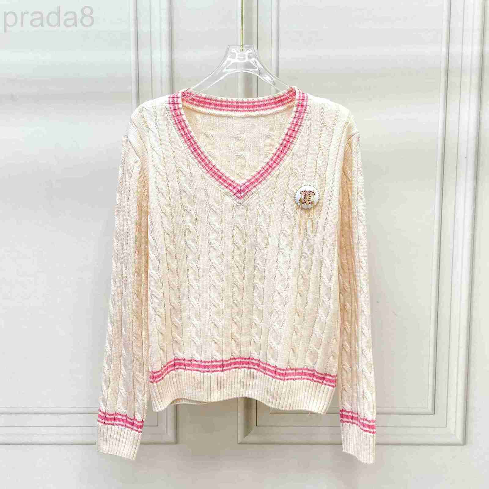 Casual Dresses designer Fall 2022 New V-neck Knit Outwear Long Sleeve Academy Style Sweet Cute Top Women 93DK, Milky white
Casual Dresses designer Fall 2022 New V-neck Knit Outwear Long Sleeve Academy Style Sweet Cute Top Women 93DK, Milky white