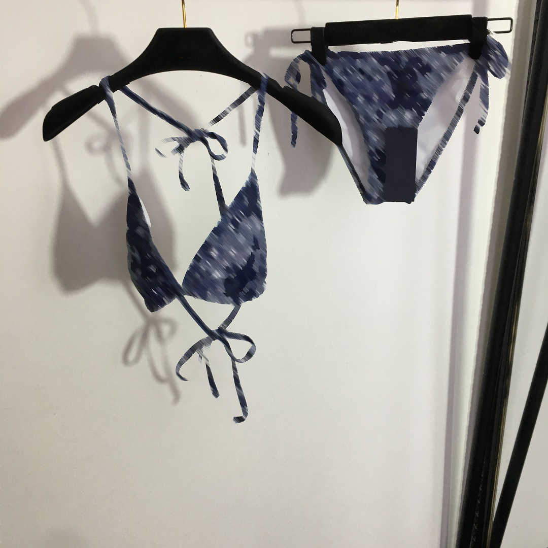 23ss designer bikini Womens Swimwear two-piece New bikini two-piece swimsuit, presbytery logo denim print lace-up underwear Briefs sets women clothes
23ss designer bikini Womens Swimwear two-piece New bikini two-piece swimsuit, presbytery logo denim print lace-up underwear Briefs sets women clothes