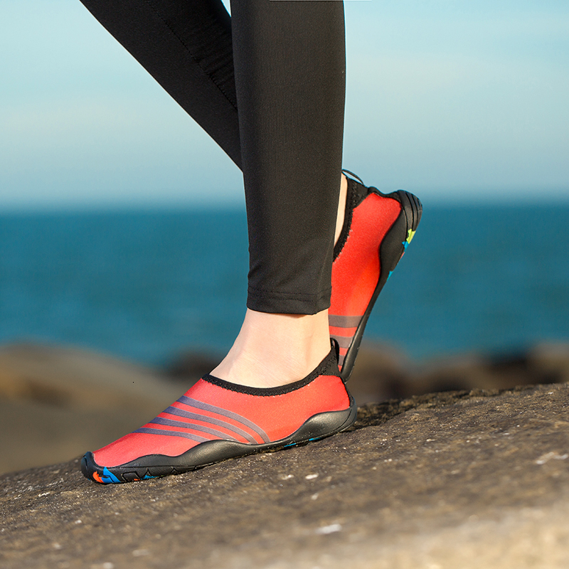 Water Shoes Summer Aqua Men Breathable Woman Sneakers Adult Beach Slippers Upstream Swimming Diving Socks Tenis Masculino 230414
Water Shoes Summer Aqua Men Breathable Woman Sneakers Adult Beach Slippers Upstream Swimming Diving Socks Tenis Masculino 230414